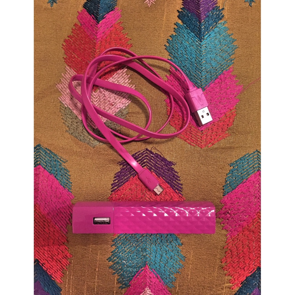portable charger for iPhone 6 + different ports
